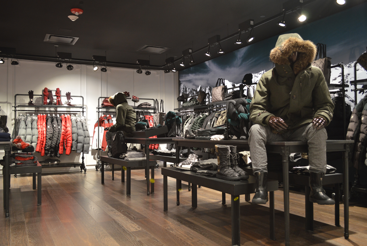 moncler factory store